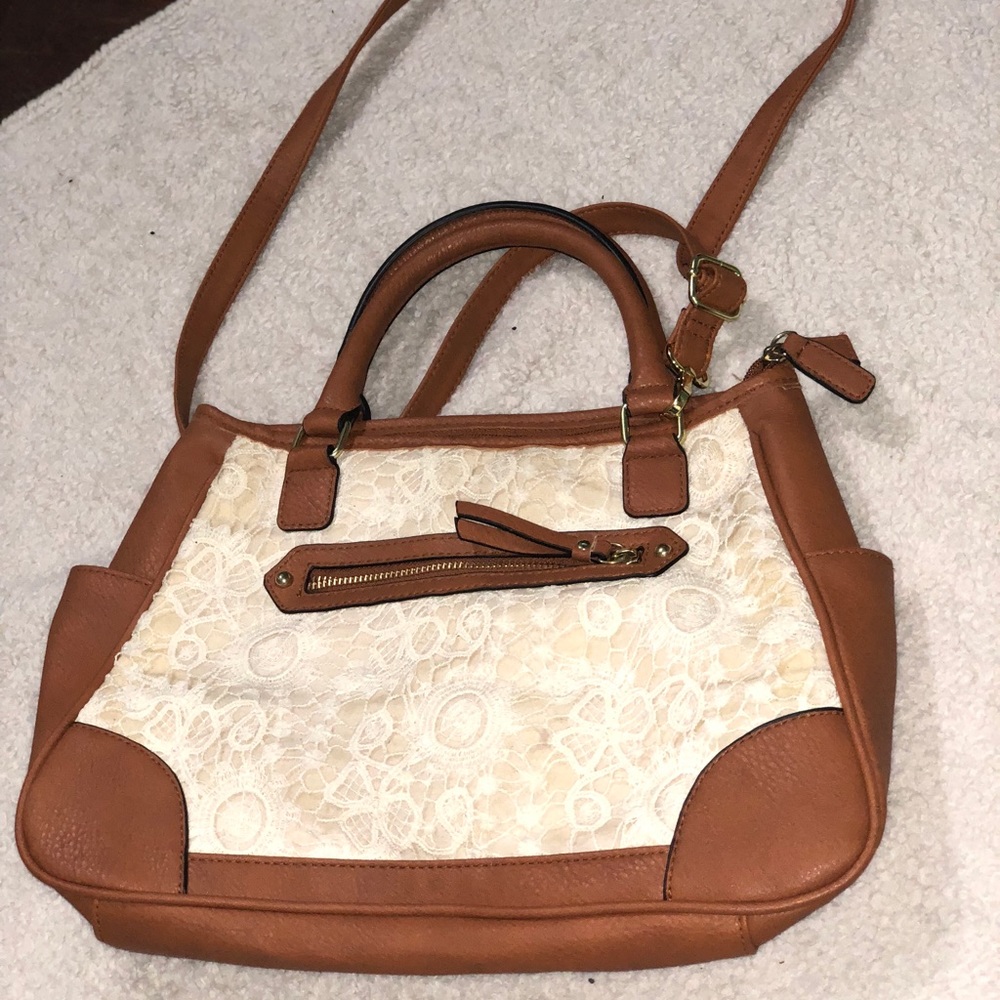 Brown purse with Cream Lace
